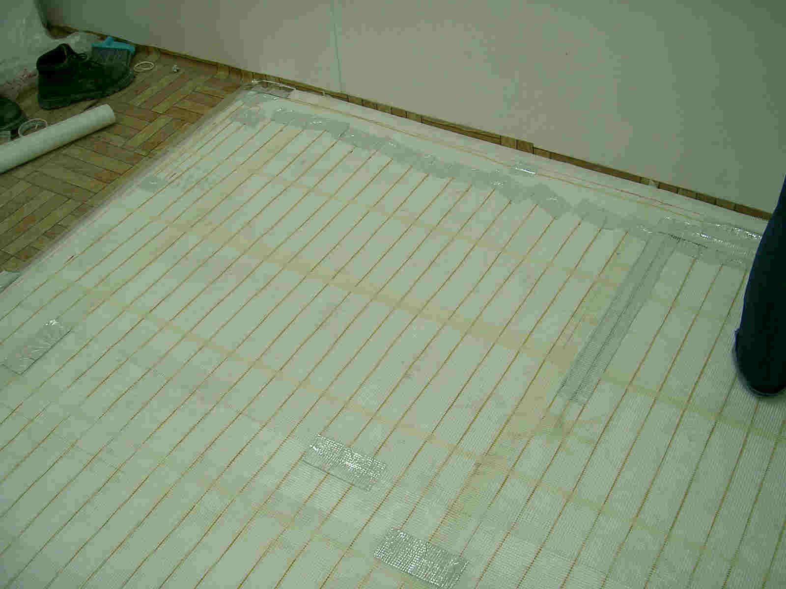 電暖板，發熱地板，地暖系統，floor heating, floor warming, heating pad, heating mat